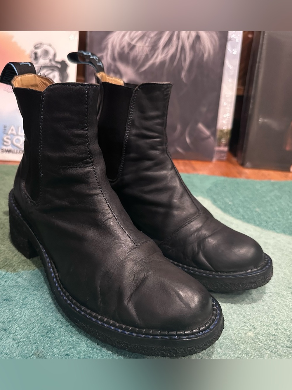 Fluevog EXCELLENT Slacker Nap black leather crepe-sole pull-on Chelsea boot -8